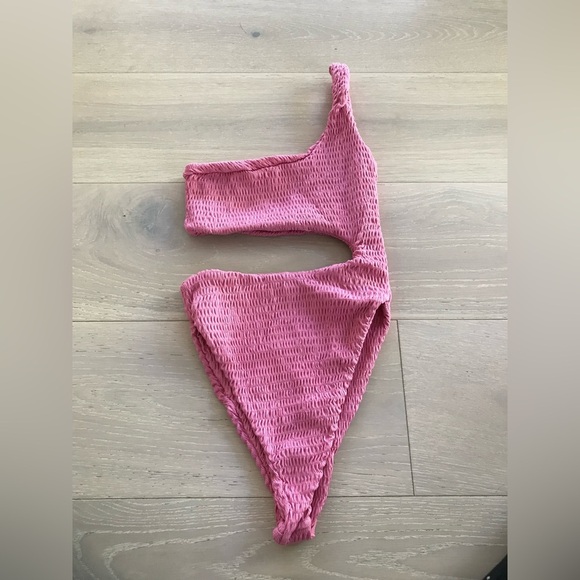 Naked Wardrobe pink ruched smocked bathing suit in pink sz small S - Picture 2 of 4